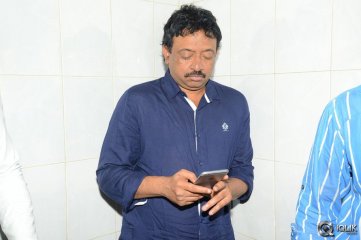 Temper Hungama in Hyderabad